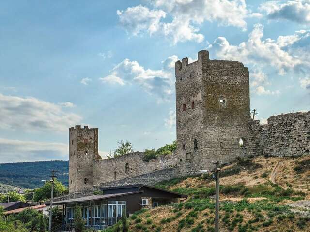 Гостиница Крепость Кафа Феодосия-19