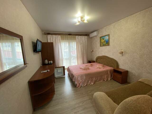 Гостиница Крепость Кафа Феодосия-240