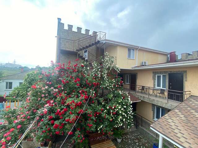 Гостиница Крепость Кафа Феодосия-173